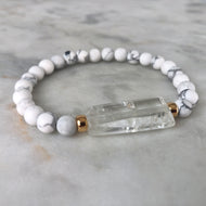 Universal Reality Bracelet - Howlite & Clear Quartz