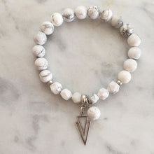 Trika Bracelet - Howlite